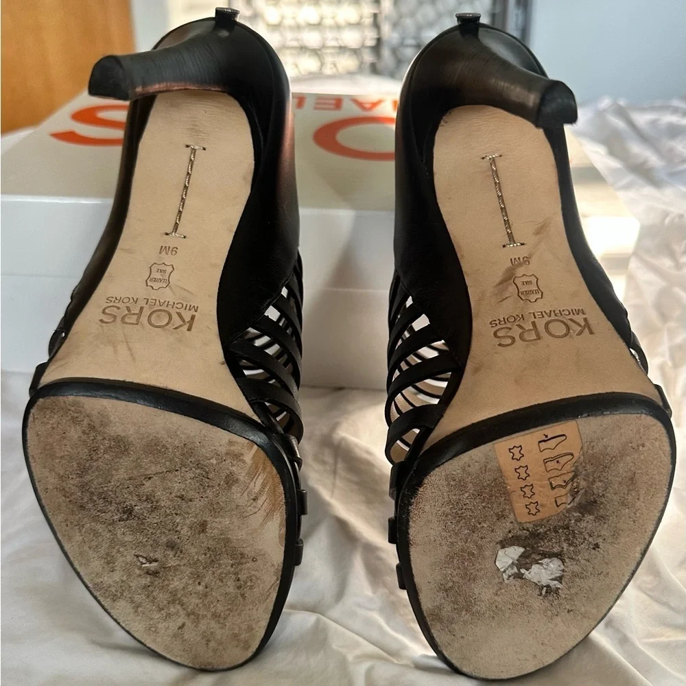 Michael Kors Black Stiletto Heels Elegant‎ Design
